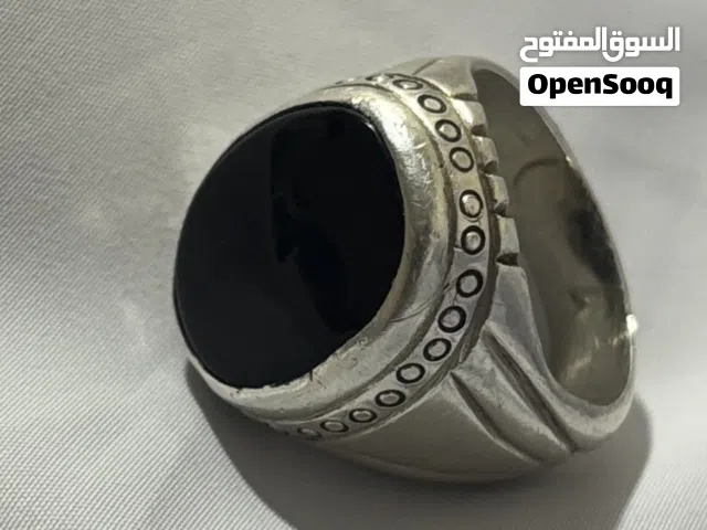 حجر شفة العبد يماني