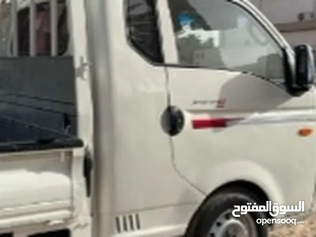 Auto Transporter Hyundai 2016 in Tripoli
