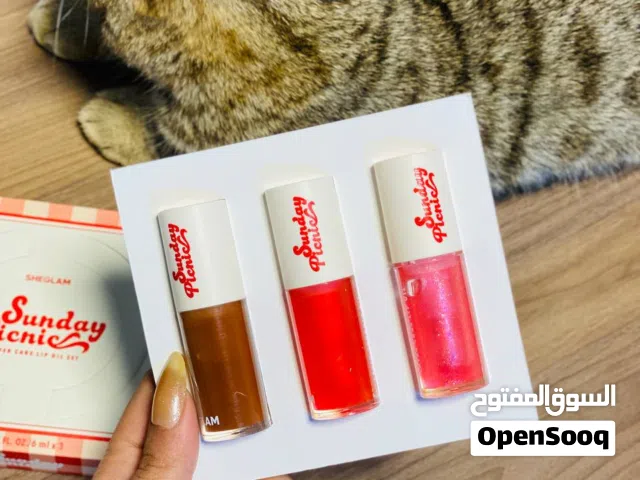 شيكلام استعدي لأحلى لمسة جاذبية مع مجموعة Sheglam Sunday Picnic – Layer Cake Lip Oil