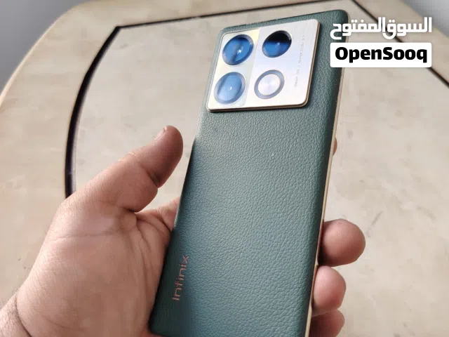Infinix Note 40 Pro 256 GB in Amman