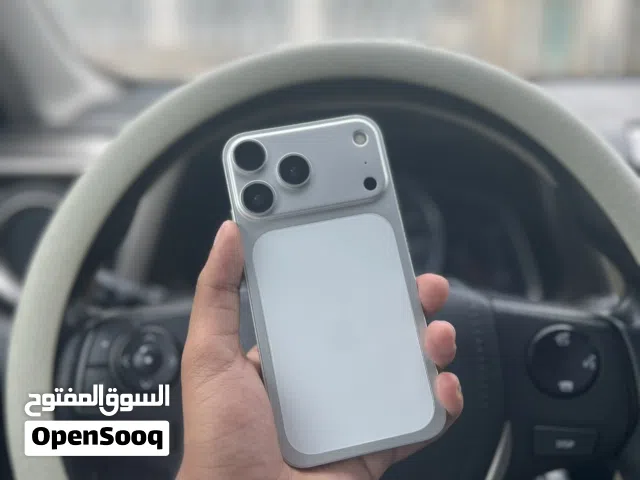 Apple iPhone 11 64 GB in Ibb