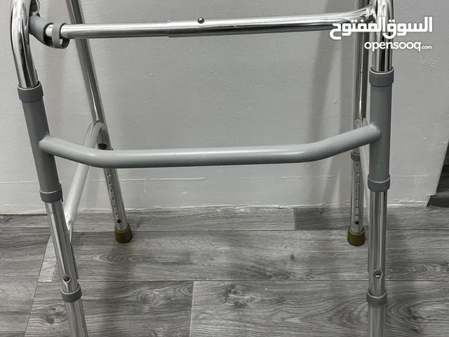 مشاية طبية نظيفة جداً