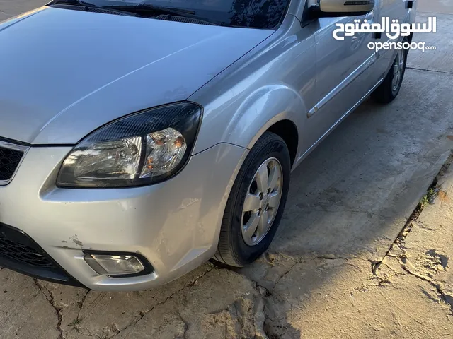 Used Kia Pride in Tripoli