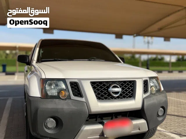 2010 نيسان X-تيرا Standard
