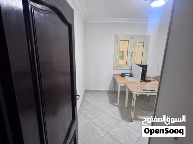 غرفتين للبيع مدير وموظفين