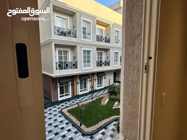 170 m2 Studio Apartments for Rent in Al Riyadh Hittin