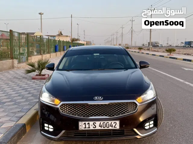 2017 كيا كادينزا Limited