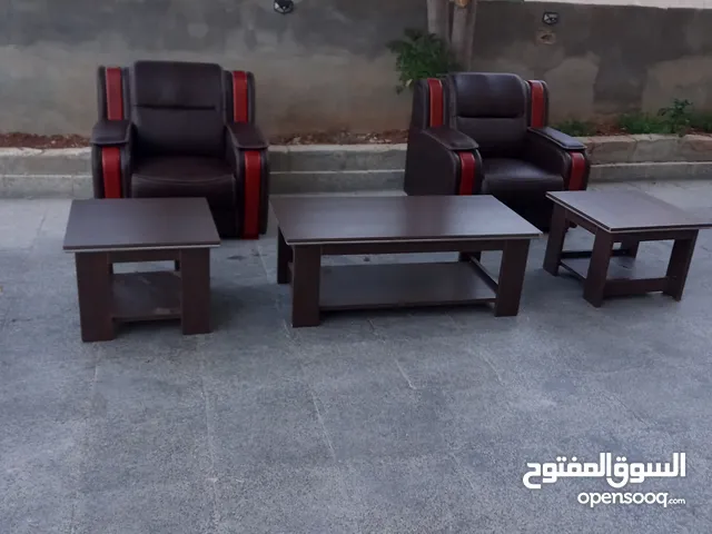 كنبايات مفرد عدد اثنين بحاله جيده جدا للبيع الموقع عمان الجبيهات