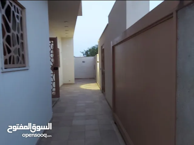 380 m2 More than 6 bedrooms Villa for Sale in Tripoli Tareeq Al-Mashtal