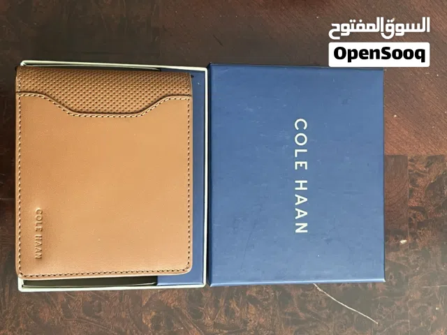 Cole haan wallet (brand new) محفظة كول هان (جديدة تماماً)
