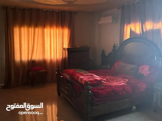225 m2 4 Bedrooms Townhouse for Sale in Irbid Al Hay Al Sharqy