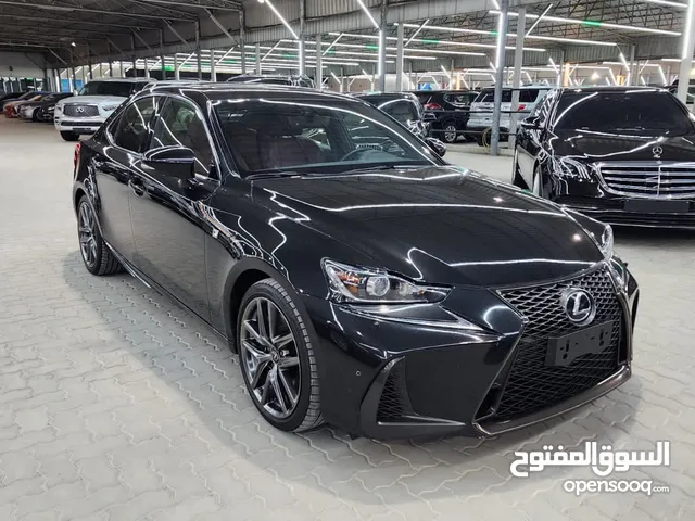 لكزس IS 300 F sport 2020 خليجي