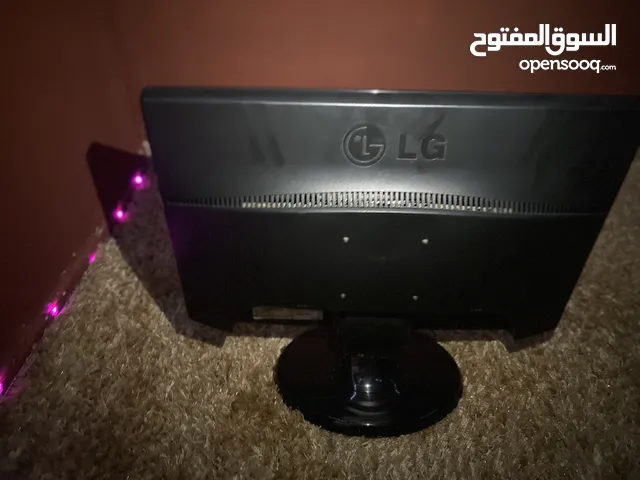 18" LG monitors for sale  in Zarqa