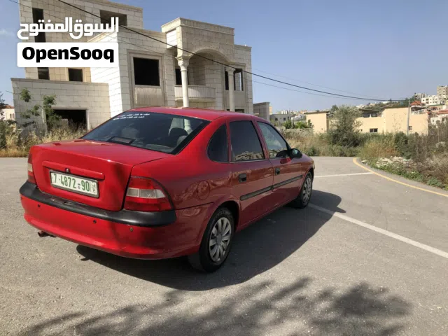 اوبل فيكترا موديل 1997