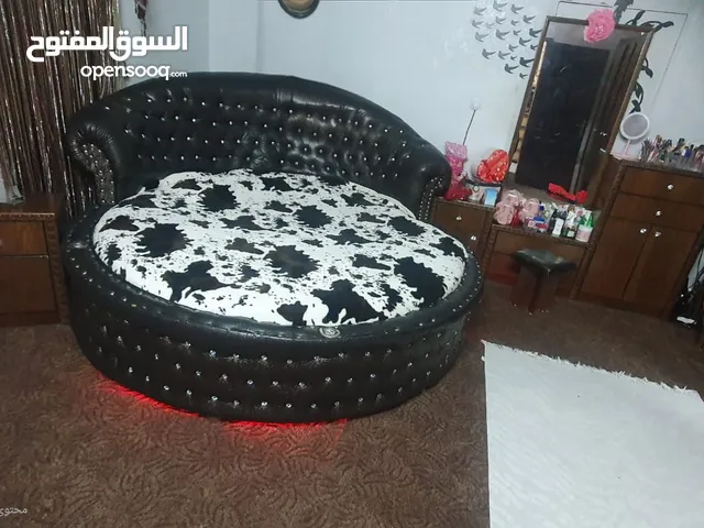 غرفة نوم و كنب وعفش للبيع