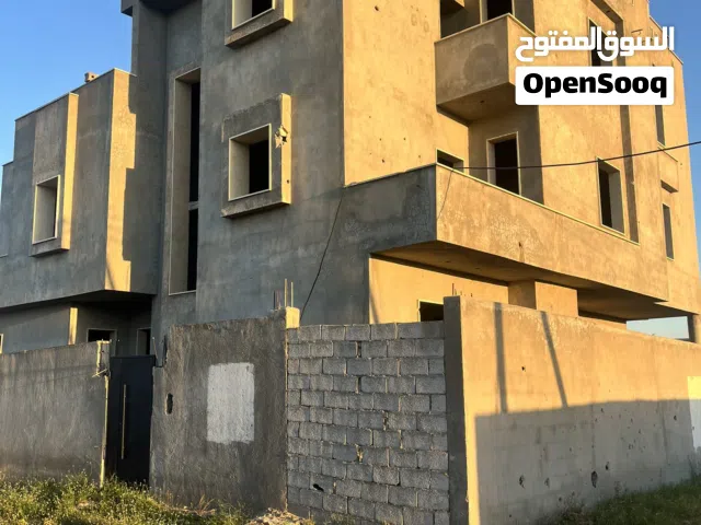 270 m2 More than 6 bedrooms Villa for Sale in Tripoli Ain Zara