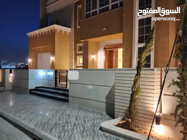 900m2 4 Bedrooms Villa for Sale in Amman Shafa Badran
