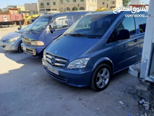 Bus - Van Kia in Amman