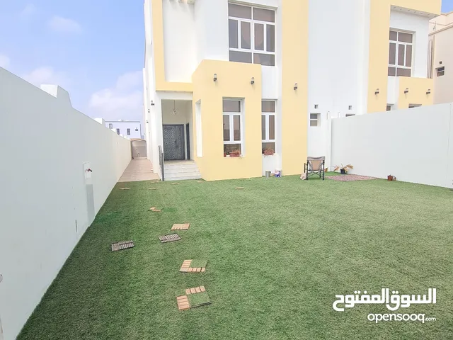 300m2 5 Bedrooms Townhouse for Sale in Al Batinah Barka