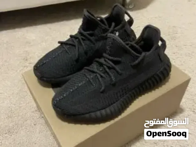 شوز ايزي 350