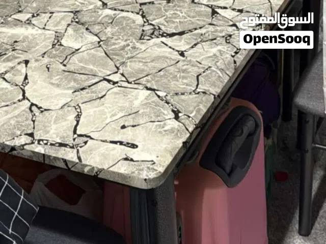 dinning table with 3 chairs