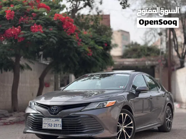 2019 تويوتا كامري XLE