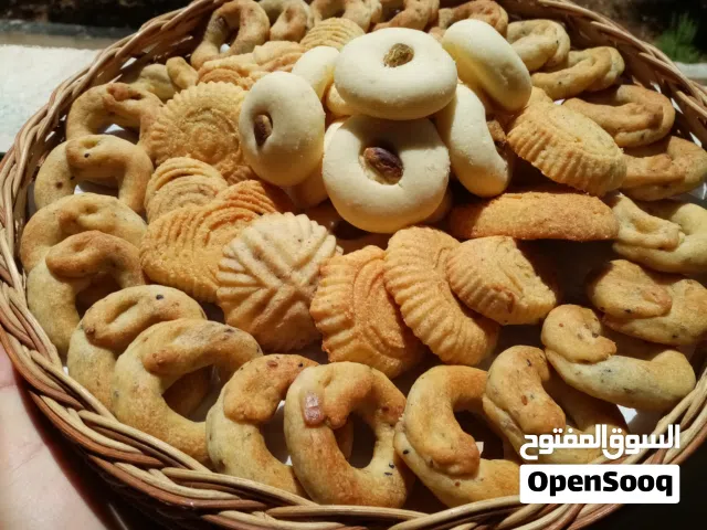 كعك اساور الكيلو ب 5 دنانير