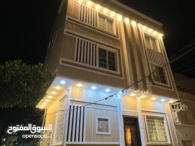 55 m2 4 Bedrooms Townhouse for Sale in Baghdad Adamiyah
