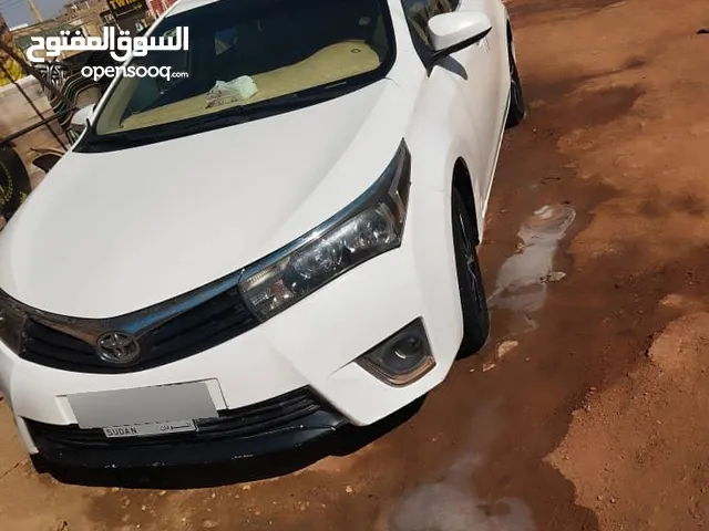 تويوتا كورولا 2016