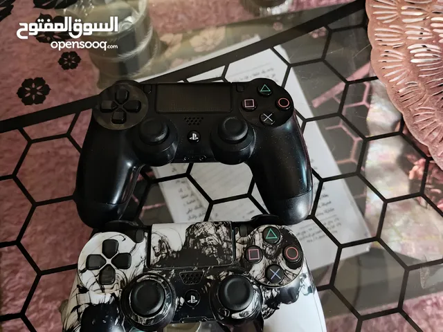 للبيع يدتين ps4 اصلي بحاله كاله