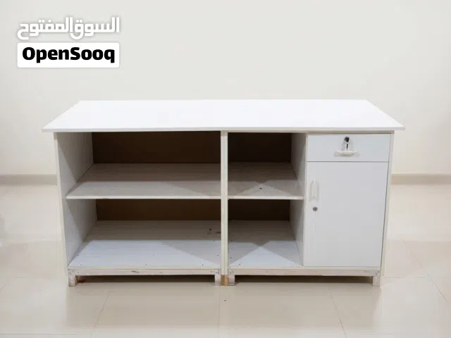 طاولة قص للخياطين / Cutting table for tailors