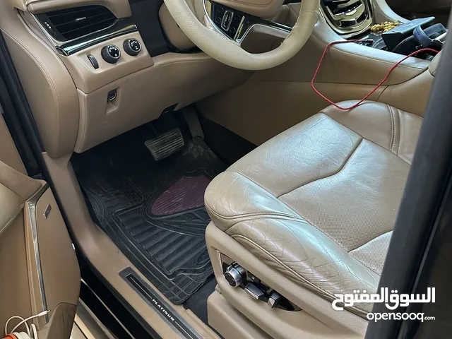 كاديلاك اسكاليد 2018