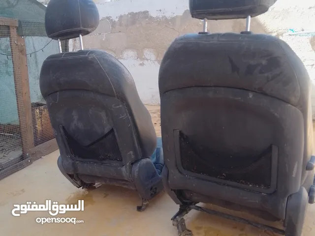 كراسي xd  للبيع بحاله متوسط