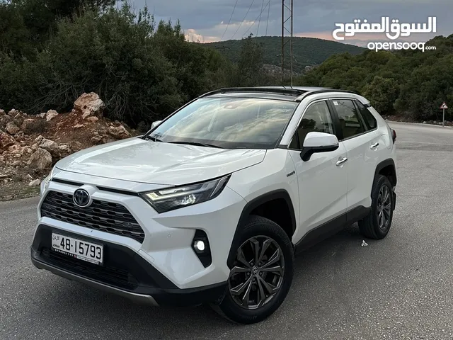 Used Toyota RAV 4 in Amman