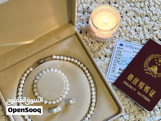 اطقم لؤلؤ بالشهاده وضمان