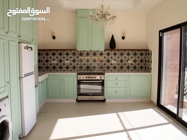 شقة شبه مفروشة للإيجار ( Property 40678 ) سنوي فقط