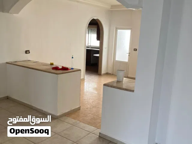 250 m2 4 Bedrooms Apartments for Rent in Zarqa Al Zarqa Al Jadeedeh