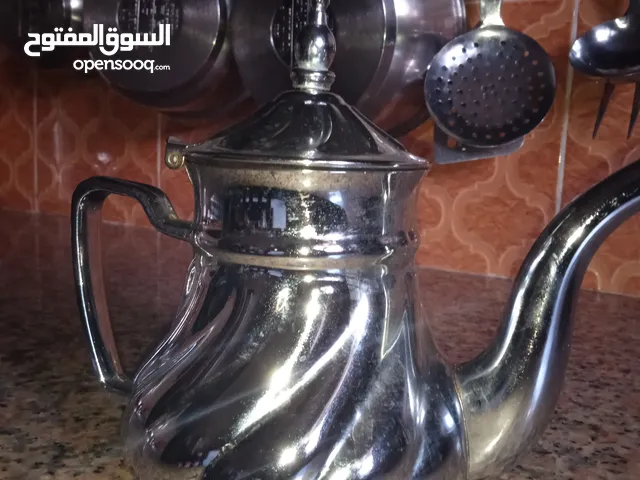 إبريق شاي مستعمل مراتين