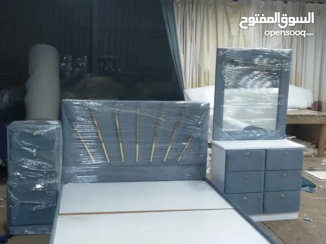 queen size bed set for sale