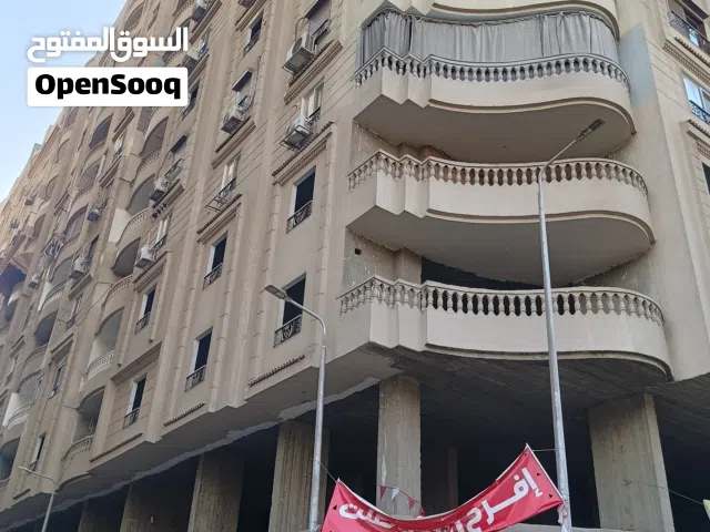 160 m2 3 Bedrooms Apartments for Sale in Giza Mariotia
