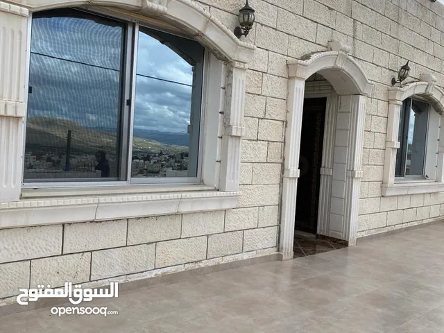 280m2 More than 6 bedrooms Townhouse for Sale in Zarqa Douqara