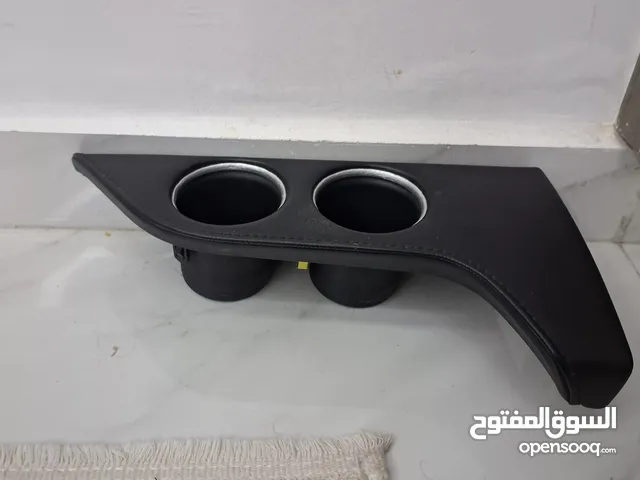 cup holderحامل اكواب لسيارة تويوتا افالون 2014