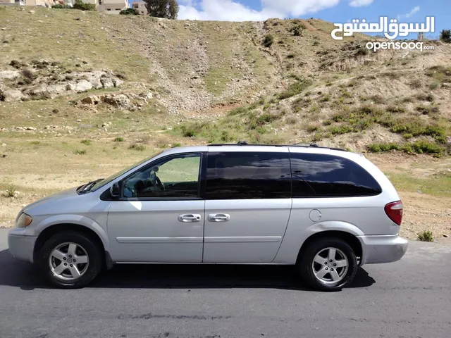 Used Dodge Caravan in Amman