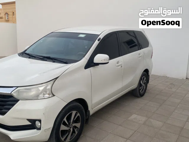 تويوتا راف فور 2018، فئة XLE، لون أبيض، هاتشباك، مرخصة، تأمين شامل، أوتوماتيك، خليجية