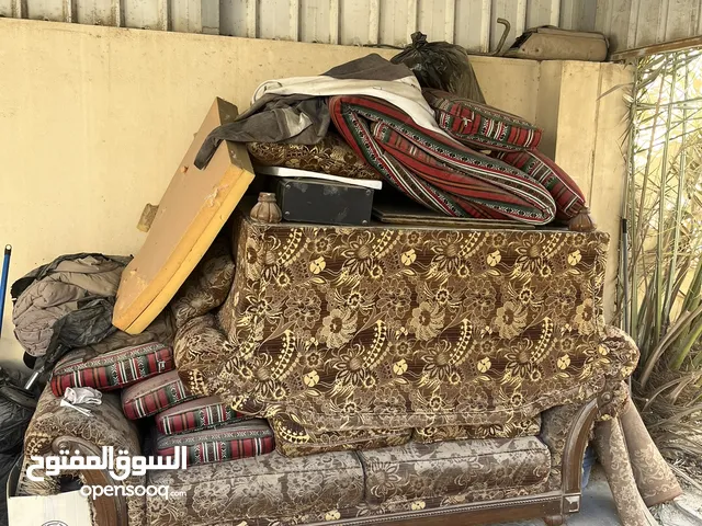 للبيع كراسي