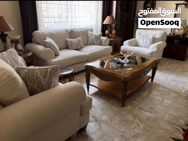 طقم كنب بحال الوكاله