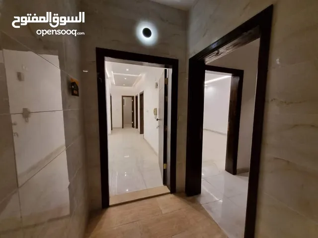 185 m2 4 Bedrooms Apartments for Rent in Jeddah Marwah