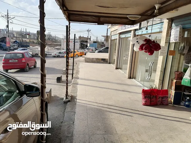 محلات تجارية للايجار الهاشمية الشارع العام موقع مميز وحيوي مدخل مدينة الهاشمية