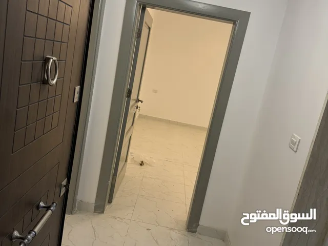 شقتين للإيجار جدد نظاف الموقع السبعه خلف جديده مقسم اجديد مش مسكونات