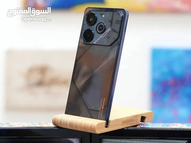 TECNO POVA 6 للبيع استعمال 1 شهر مع كامل اغراضو جديد يدعم ببجي 60فريم 256جيجا 24 رام